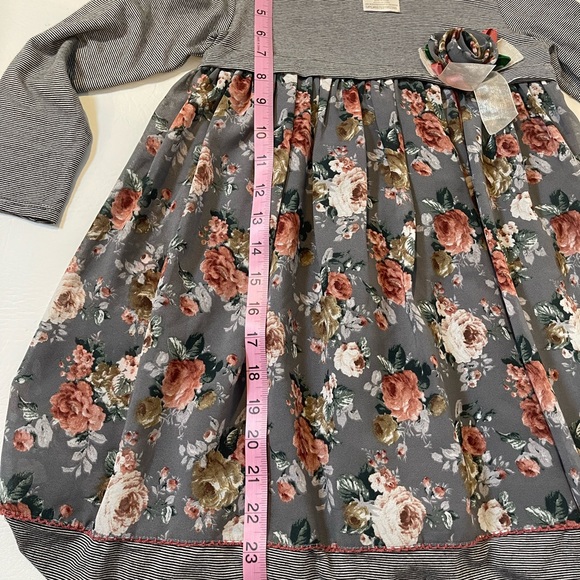 Iris & Ivy Gray Stripe and Floral, Long sleeve Girls Dress. Size 6X. Preloved. - Picture 10 of 10